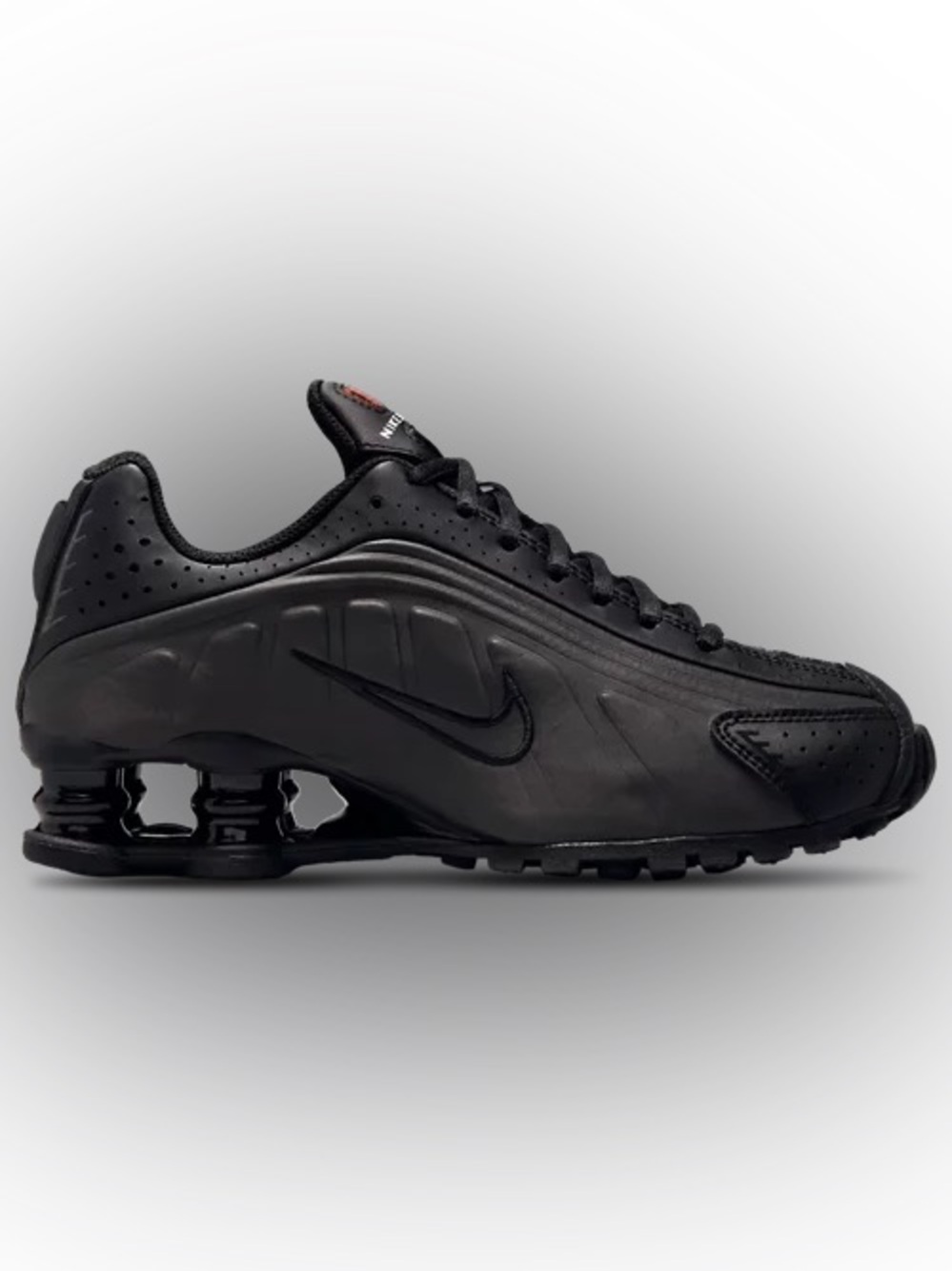 Nike Kids SHOX R4 SNEAKERS, 4.5 (BIG KIDS), BLACK
